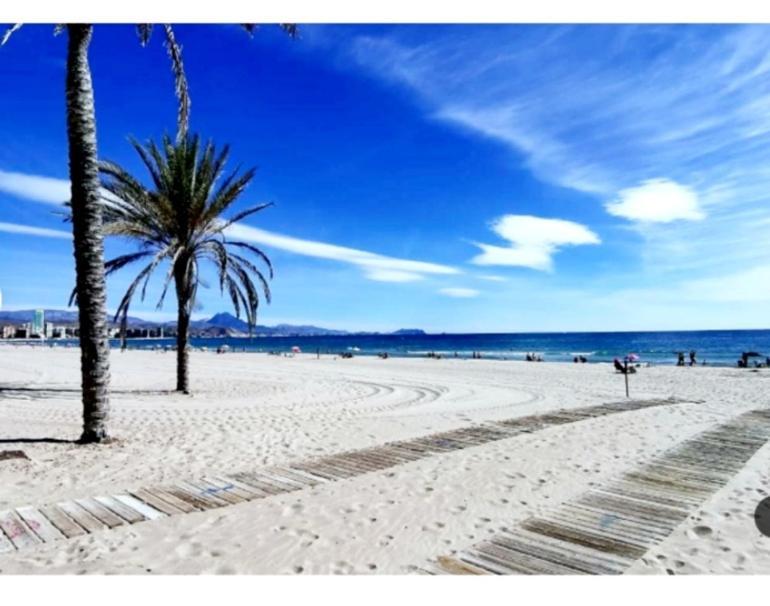 Sunny Duplex In Front Of Campello Beach El Campello Εξωτερικό φωτογραφία